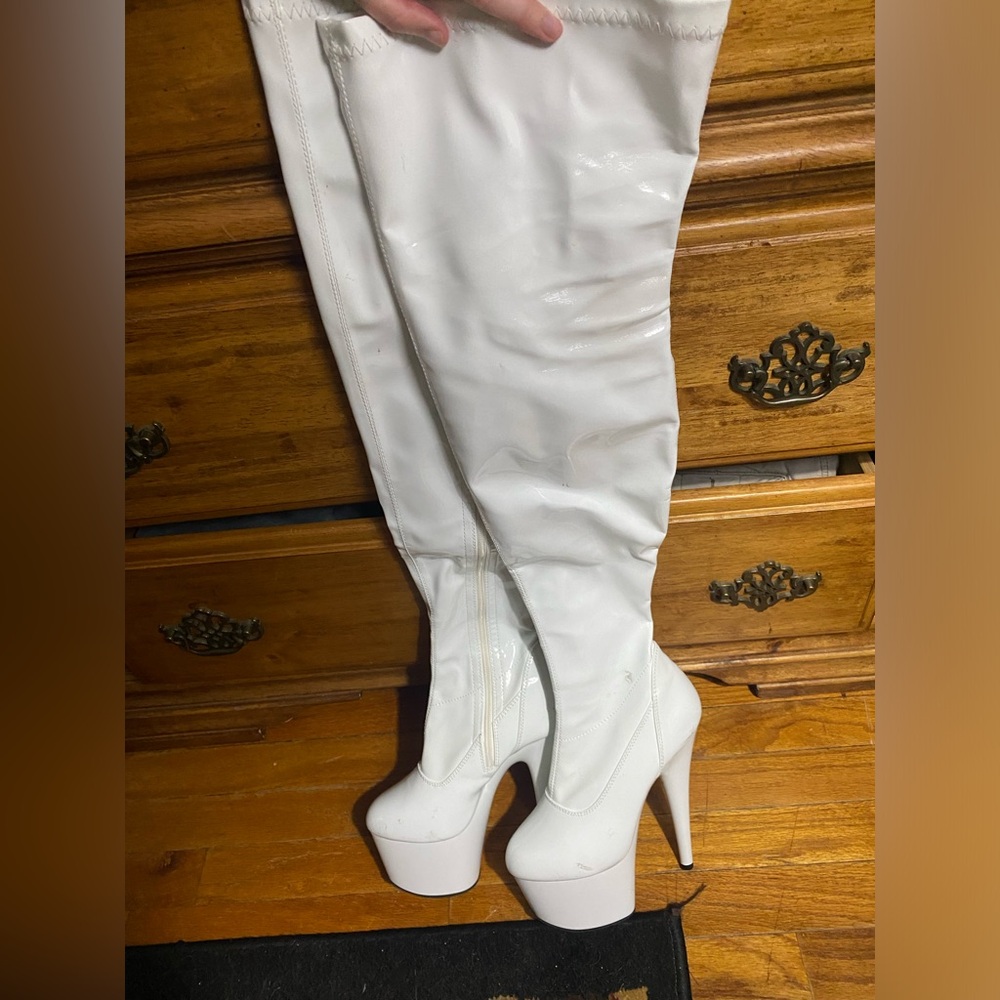 Pleaser 7 inch Thigh High Boots White Size 8